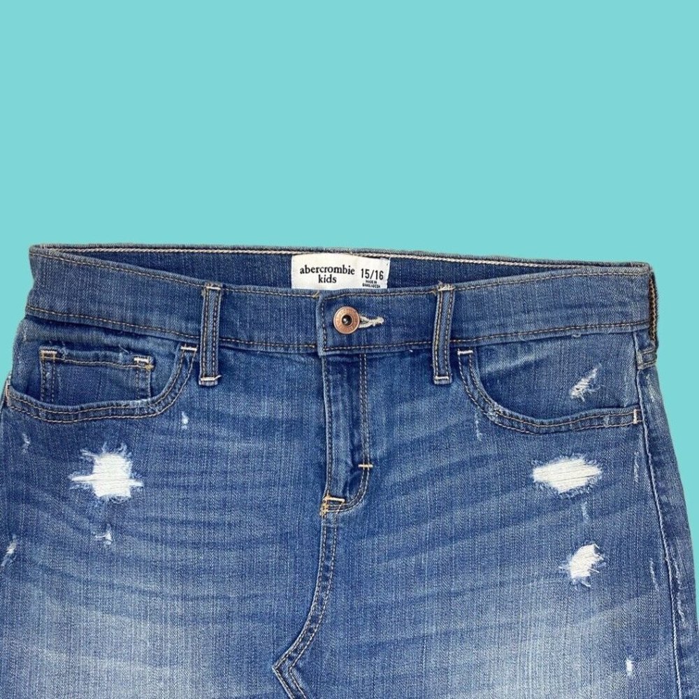 Denim Distressed Mini - Picture 2 of 4